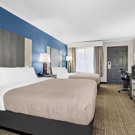 Quality Inn & Suites Florence Civic Center Dış mekan fotoğraf