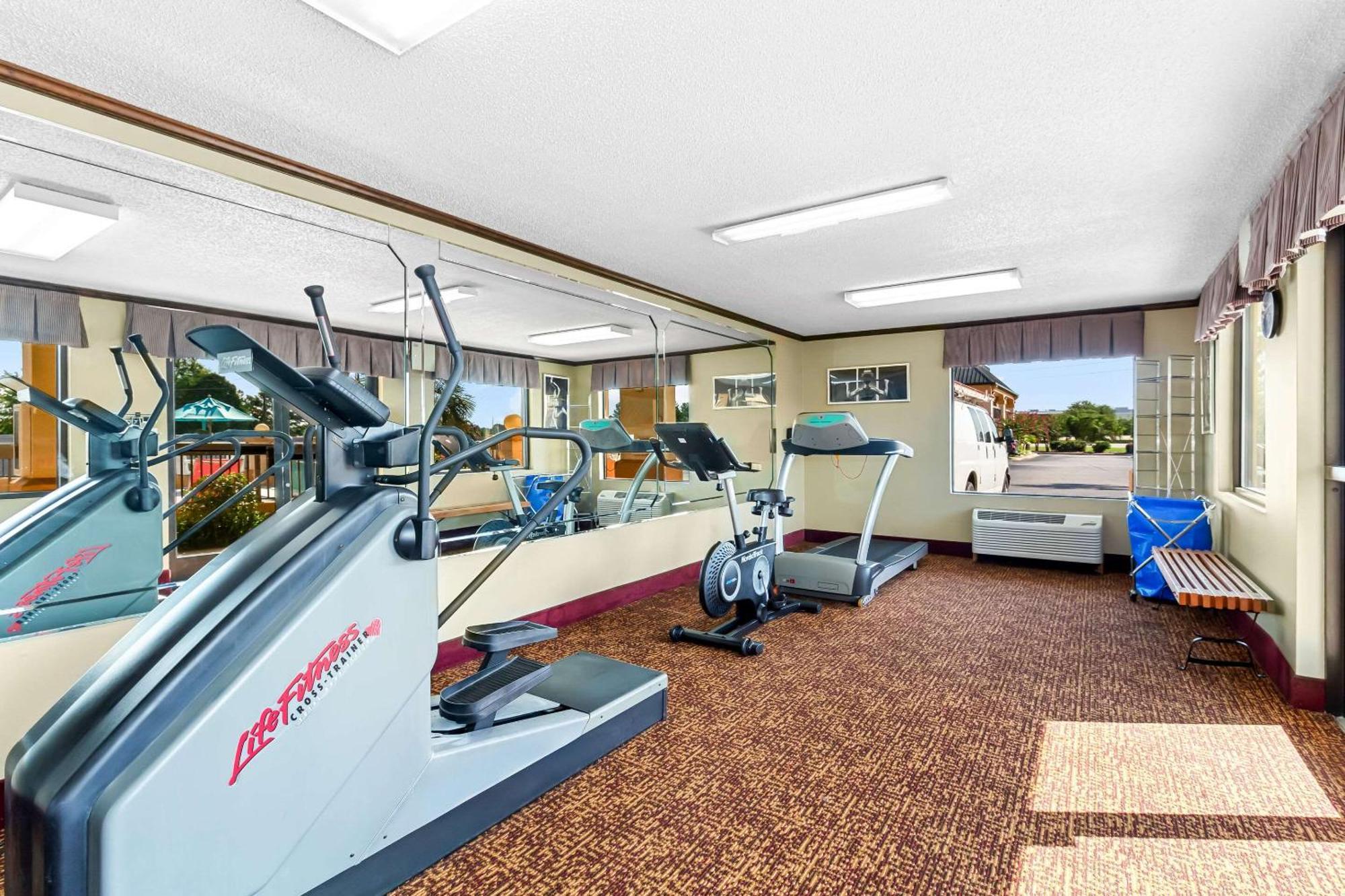 Quality Inn & Suites Florence Civic Center Dış mekan fotoğraf
