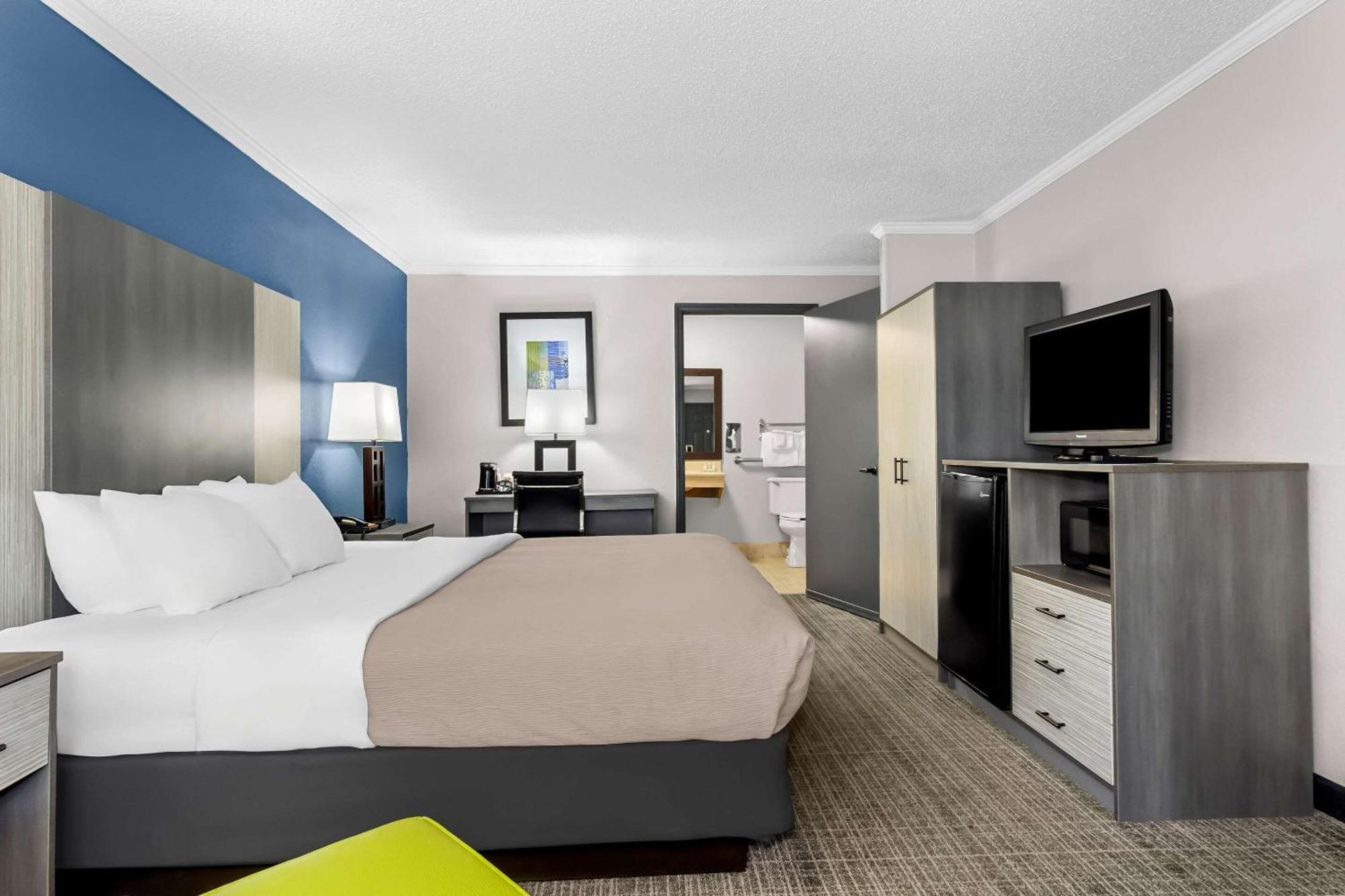 Quality Inn & Suites Florence Civic Center Dış mekan fotoğraf