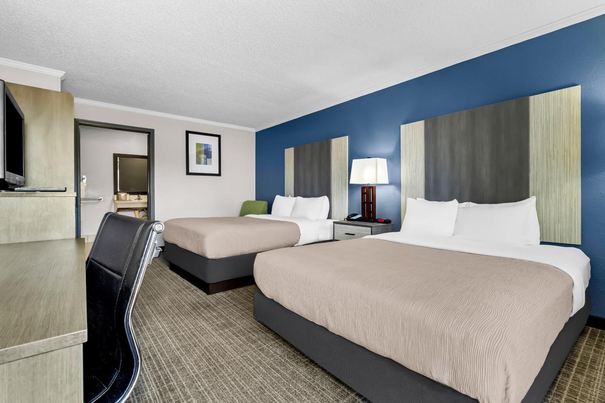 Quality Inn & Suites Florence Civic Center Dış mekan fotoğraf