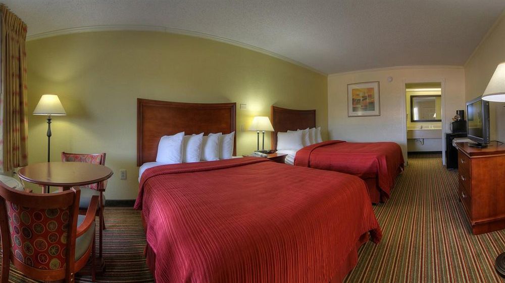 Quality Inn & Suites Florence Civic Center Dış mekan fotoğraf