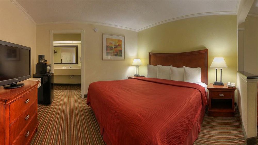 Quality Inn & Suites Florence Civic Center Dış mekan fotoğraf
