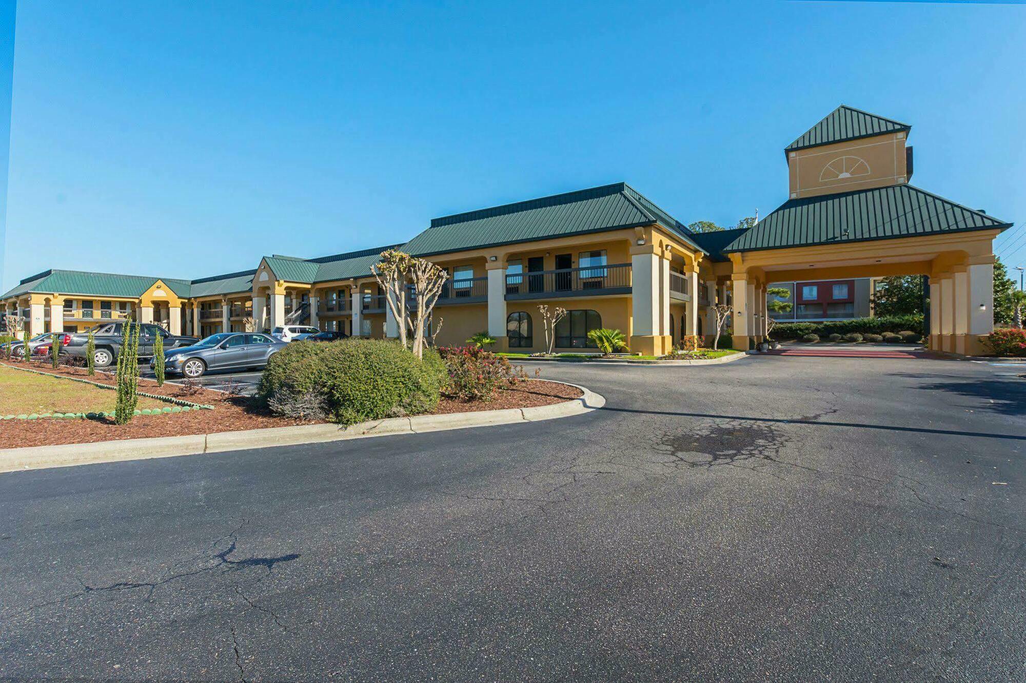 Quality Inn & Suites Florence Civic Center Dış mekan fotoğraf