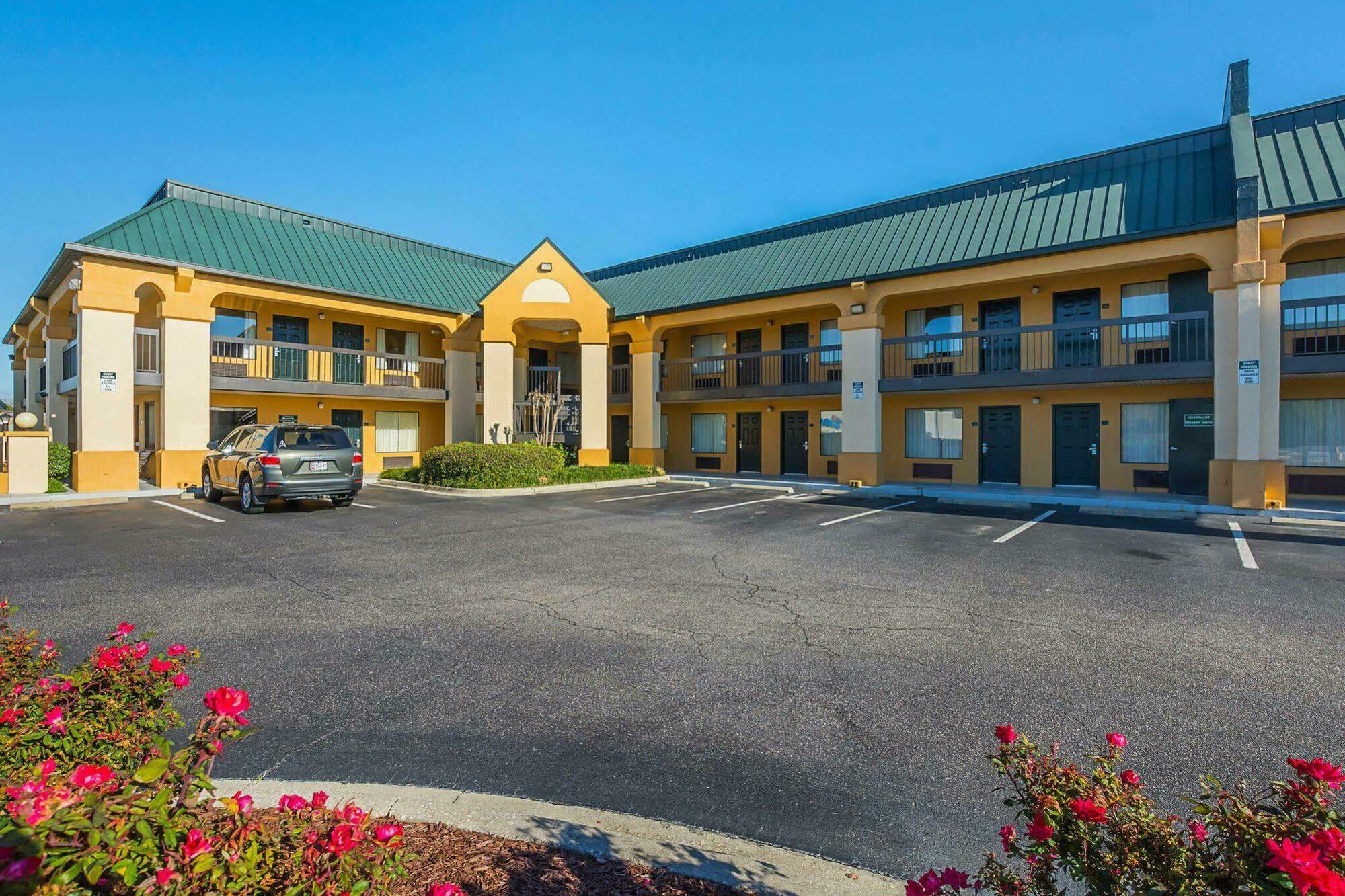 Quality Inn & Suites Florence Civic Center Dış mekan fotoğraf